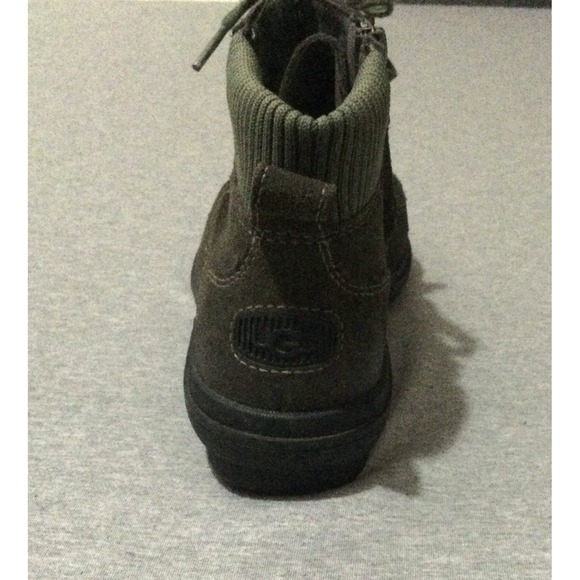UGG GREEN SUEDE ANKLE BOOTS - Picture 2 of 11